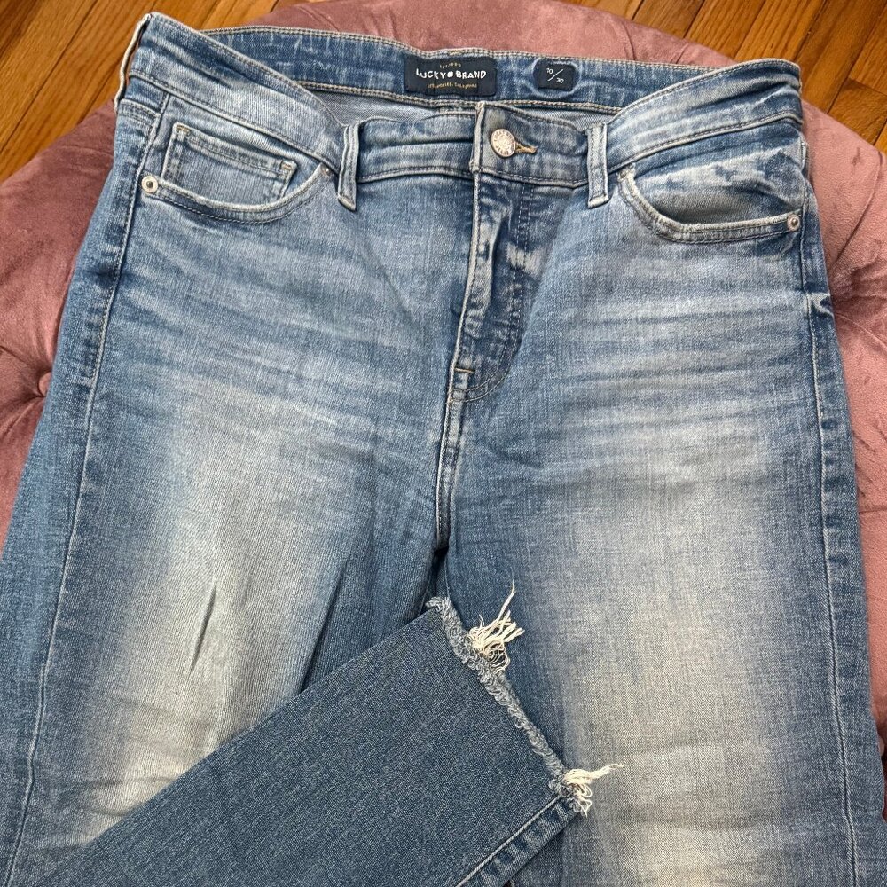 LUCKY BRAND- WOMENS - SKINNY DISTRESSED JEANS